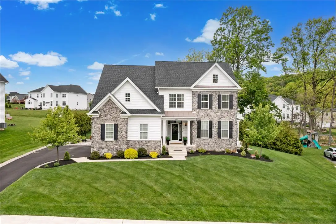 6436 Fox Glove Lane, Upper Saucon, PA 18034 - #1