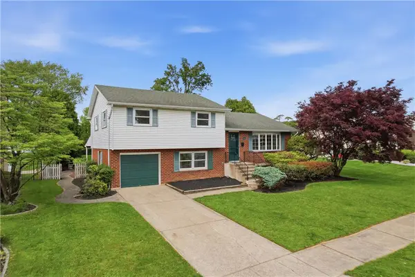 1936 Kingsley Drive, Bethlehem City, PA 18018