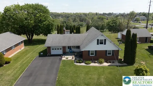 554 Mountain View Avenue, Bushkill Twp, PA 18064