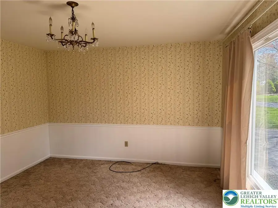 1929 Earls Court, Salisbury, PA 18103 - #3
