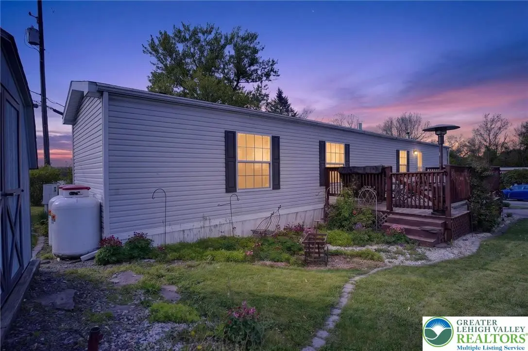 39 Country Club Road, Allen, PA 18067 - #1