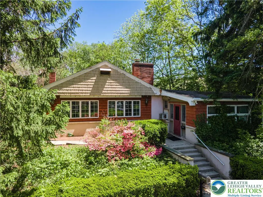 1409 N 18th Street, South Whitehall, PA 18104 - #1