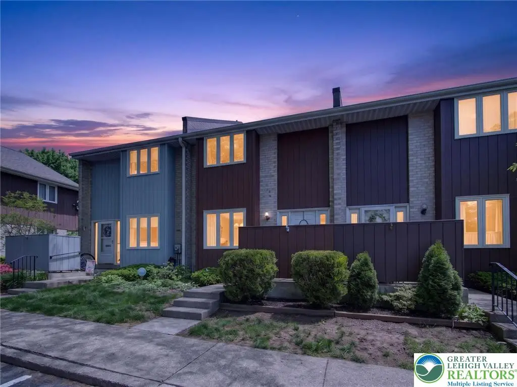 407 Carver Drive, Bethlehem, PA 18017 - #1
