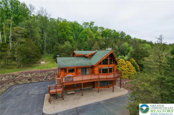 8 Highlands Lane, Other NJ Counties, NJ 07825