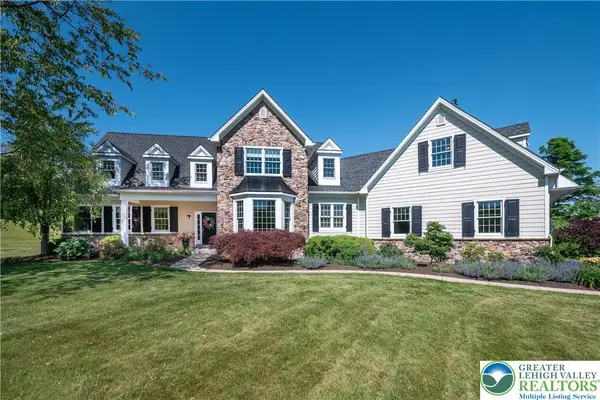 1910 Tulpe Way, Springfield Twp, PA 18077