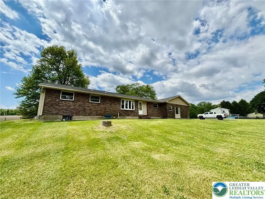 8813 Bluejay Rd, Lynn, PA 19529 - #3