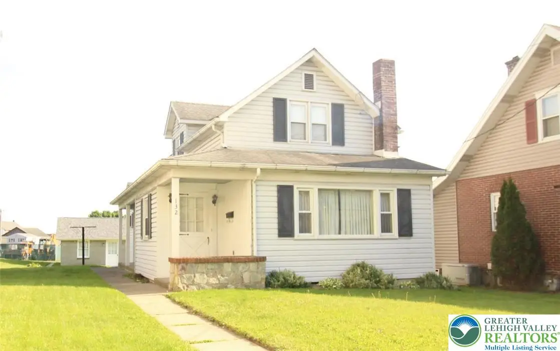 132 E Northampton Street, Bath, PA 18014 - #1