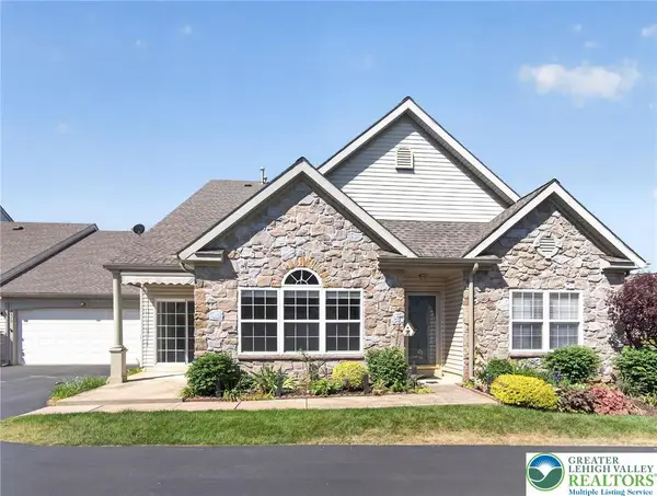 2879 Donegal Drive, Macungie Boro, PA 18062