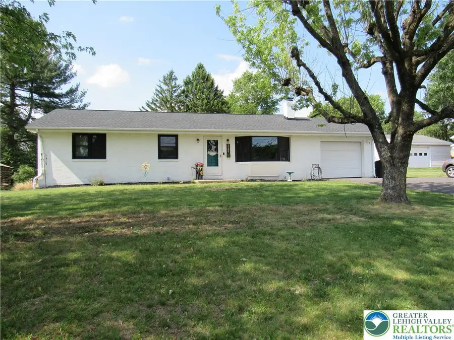 3289 Jacoby Road, Upper Saucon, PA 18036 - #2