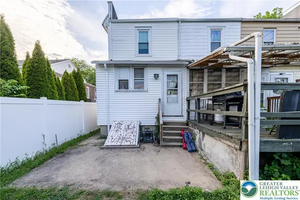 335 Mulberry Street, Catasauqua Boro, PA 18032