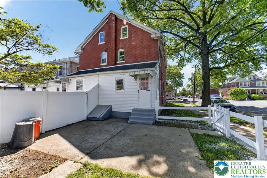 1128 Maple Street, Bethlehem, PA 18018 - #3