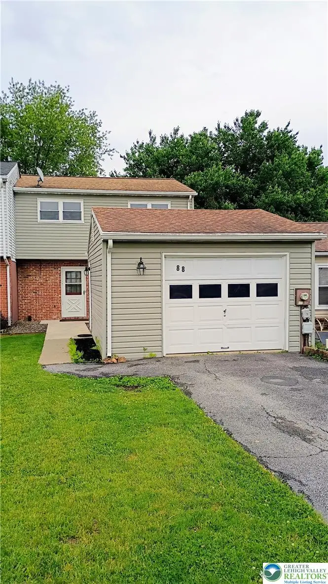 88 Stonewood Place, Catasauqua, PA 18032 - #2