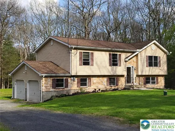 2726 Oak Lane, Chestnuthill Twp, PA 18353