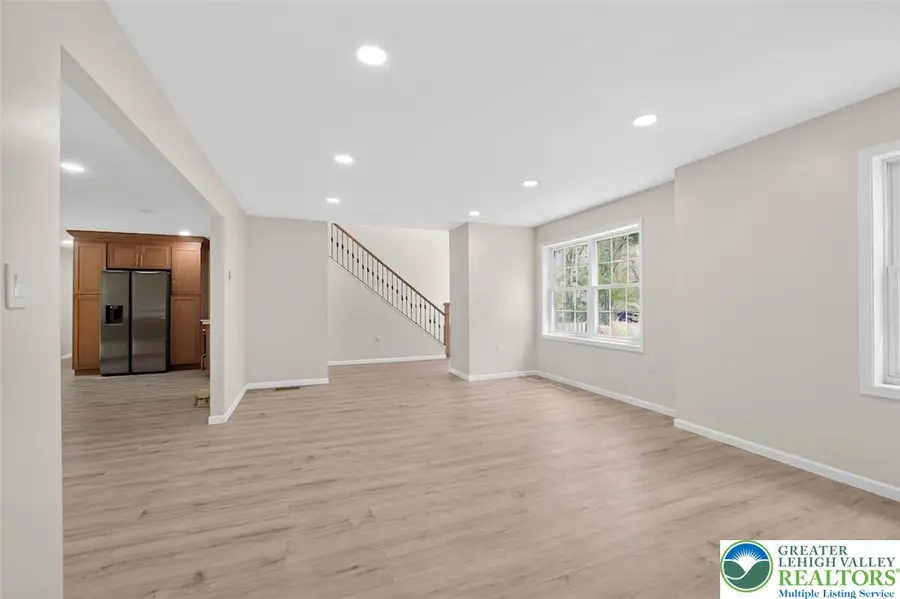 1965 Long Woods, Arlington Heights, PA 18360 - #2