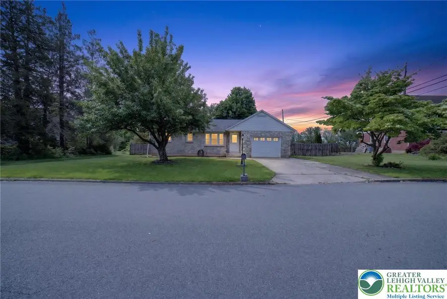 1225 Brentwood Avenue, Hanover, PA 18017 - #3