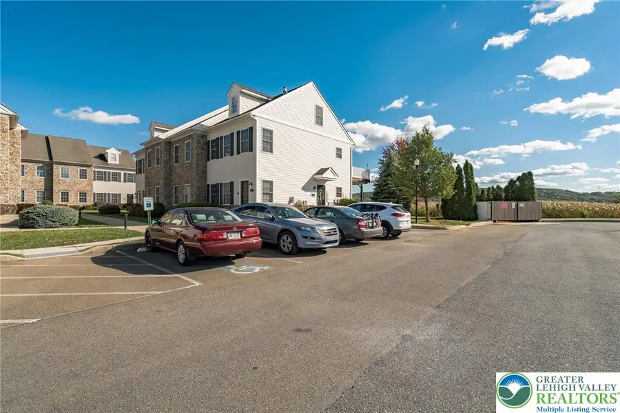1806 Merlot Drive #D, Bethlehem, PA 18045 - #3