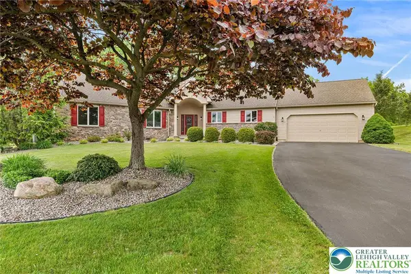 1223 Morning Star Drive, Lower Macungie Twp, PA 18106