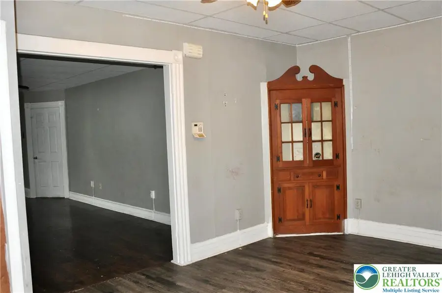 513 W Allen Street, Allentown, PA 18102 - #3
