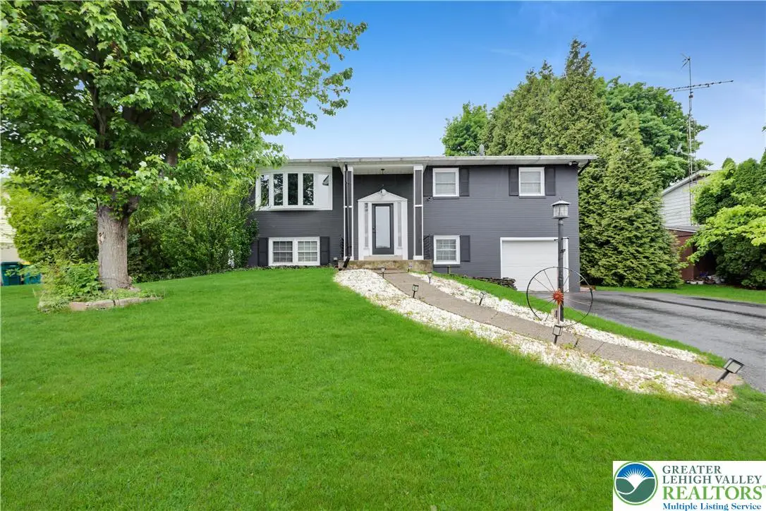 2727 Queen, Palmer Township, PA 18045 - #1