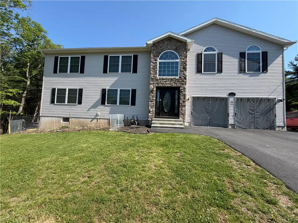 135 Tannenbaum Way, Henryville, PA 18332 - #1