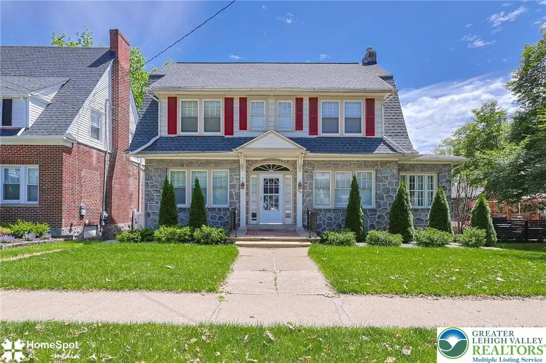 522 W Lafayette Street, Easton, PA 18042 - #1