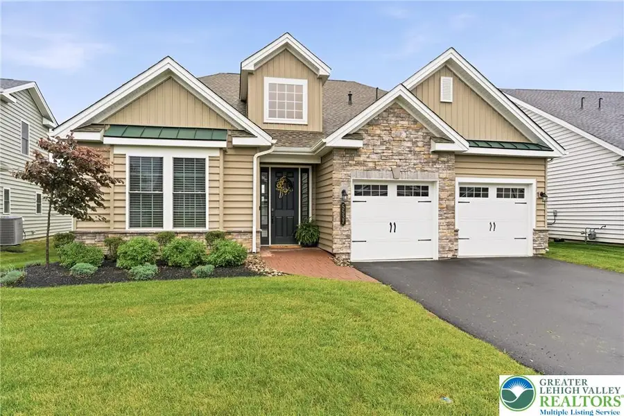 5537 Traditions Drive, Upper Saucon, PA 18036 - #2