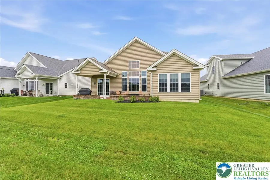 5537 Traditions Drive, Upper Saucon, PA 18036 - #3