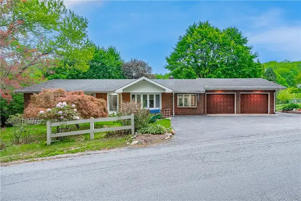 5547 Roosevelt Street, Whitehall Twp, PA 18052
