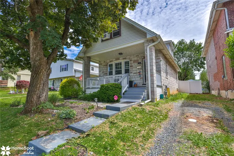 734 E Tioga Street, Salisbury, PA 18103 - #3