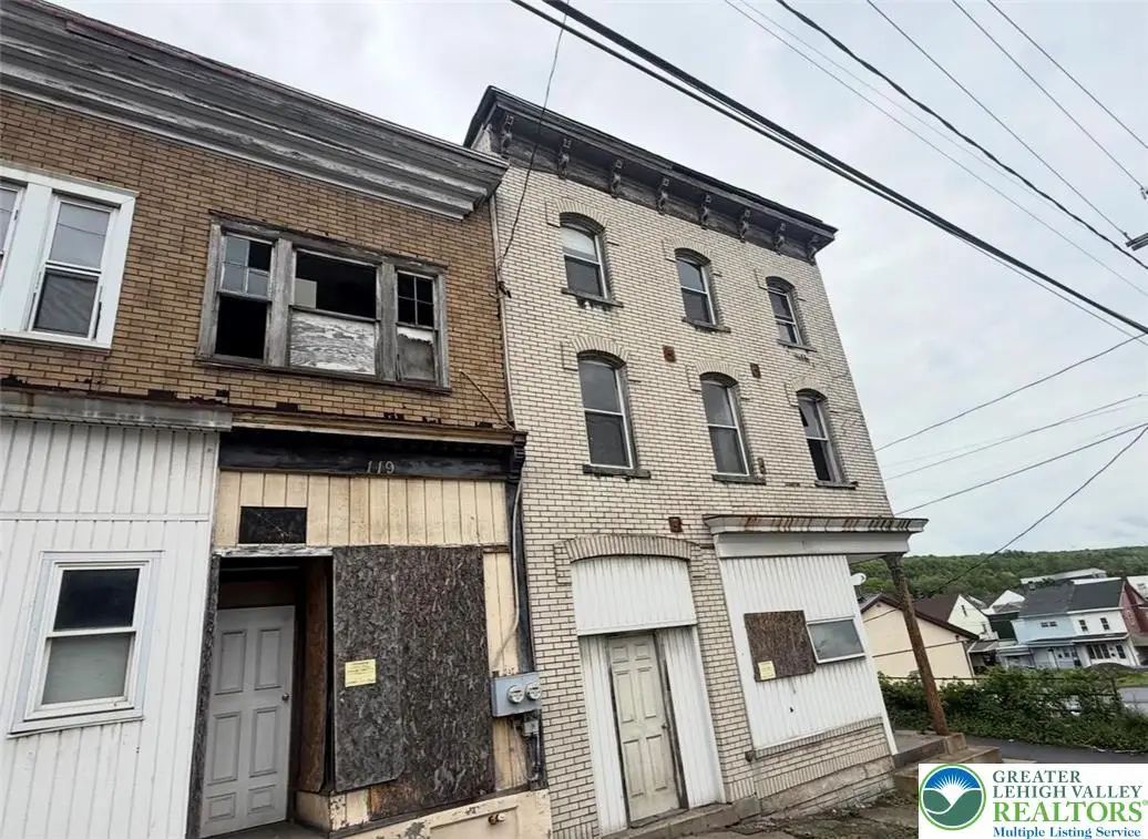 119 Centre Street, Shenandoah, PA 17976 - #1