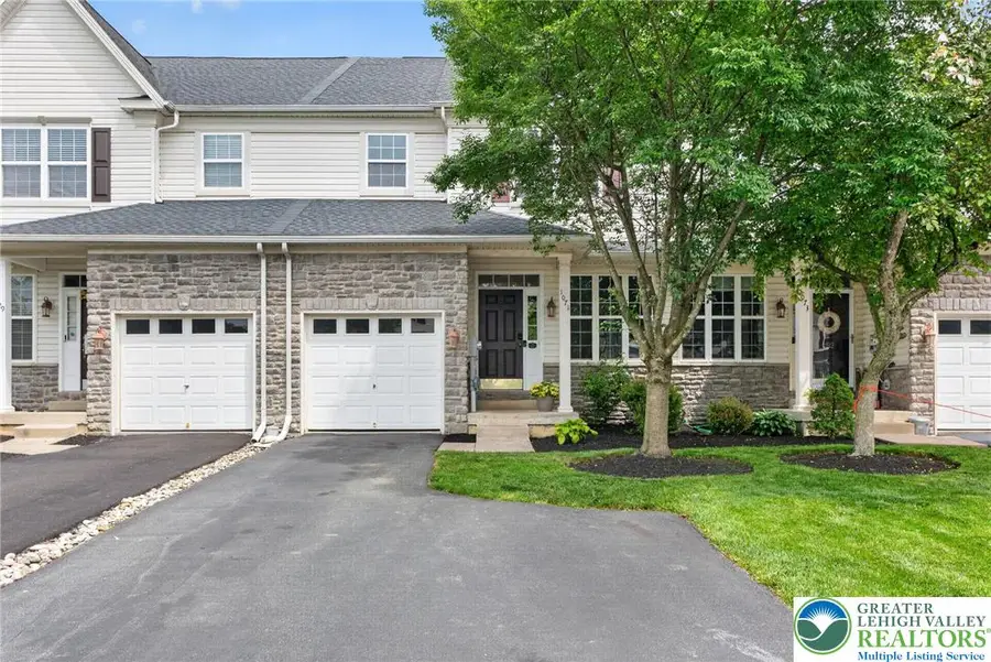 1071 King Way, Breinigsville, PA 18031 - #2