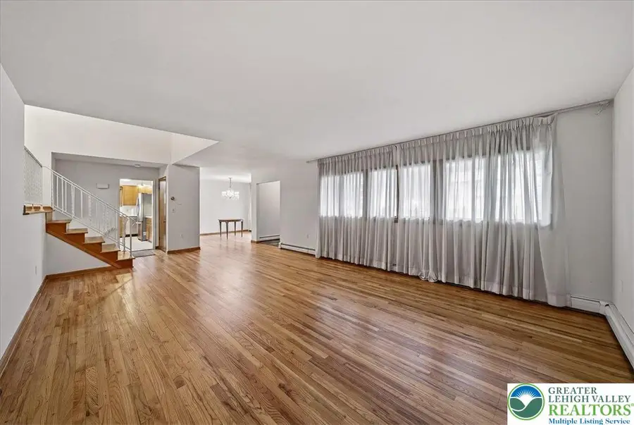 310 Albert Road, Stroudsburg, PA 18360 - #2