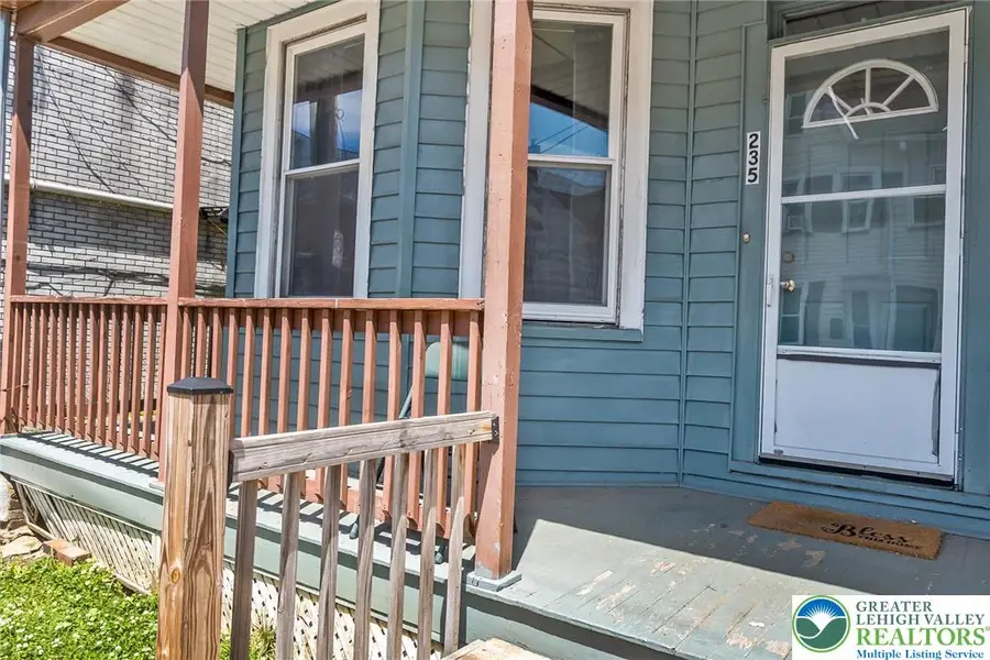 235 W Nesquehoning Street, Easton, PA 18042 - #2