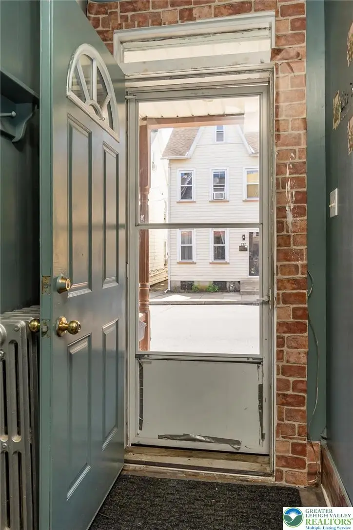 235 W Nesquehoning Street, Easton, PA 18042 - #3