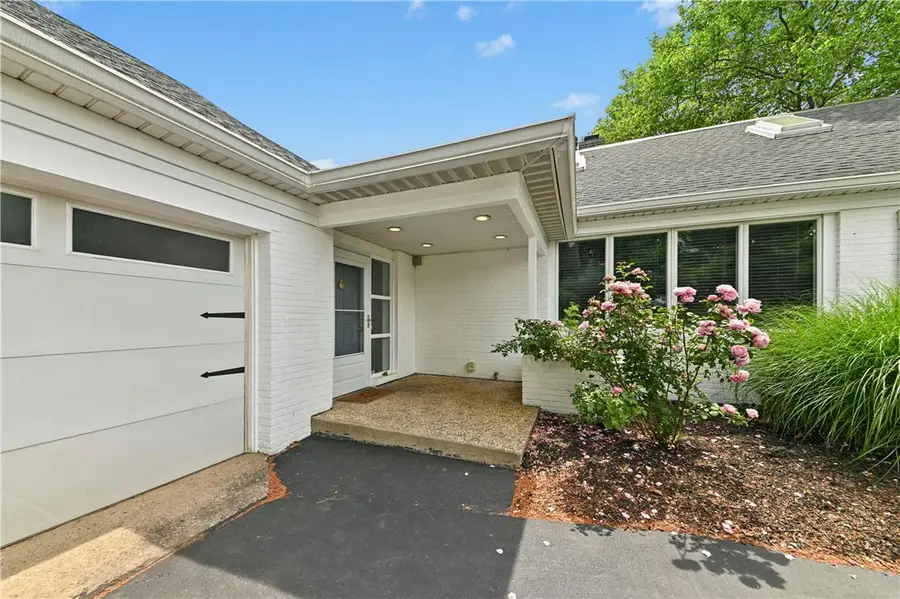 614 Glenwood Street, Emmaus, PA 18049 - #2