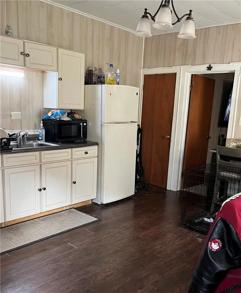 63 W Railroad Street, Nesquehoning, PA 18240 - #2