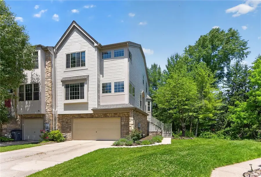 4073 Waterford Drive, Upper Saucon, PA 18034 - #2