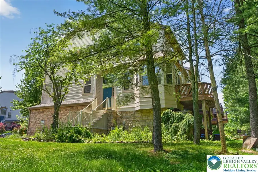 4073 Waterford Drive, Upper Saucon, PA 18034 - #3