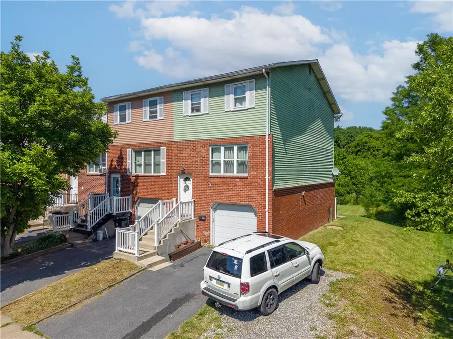 101 Old Forge Drive, Bath, PA 18014 - #2