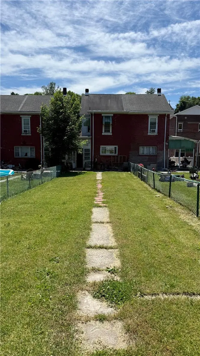 259 W Rowe, Tamaqua, PA 18252 - #3