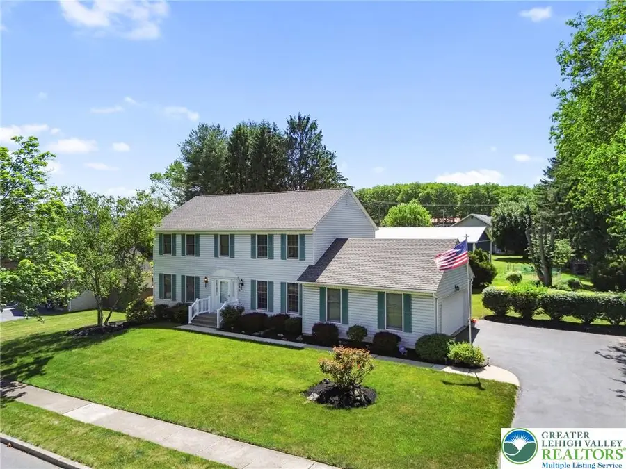 1346 Dayspring Drive, Wescosville, PA 18106 - #3