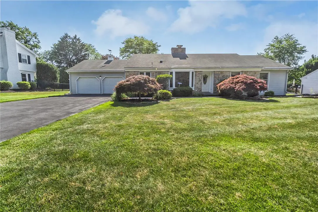 1148 Meadowbrook Circle W, Dorneyville, PA 18103 - #1