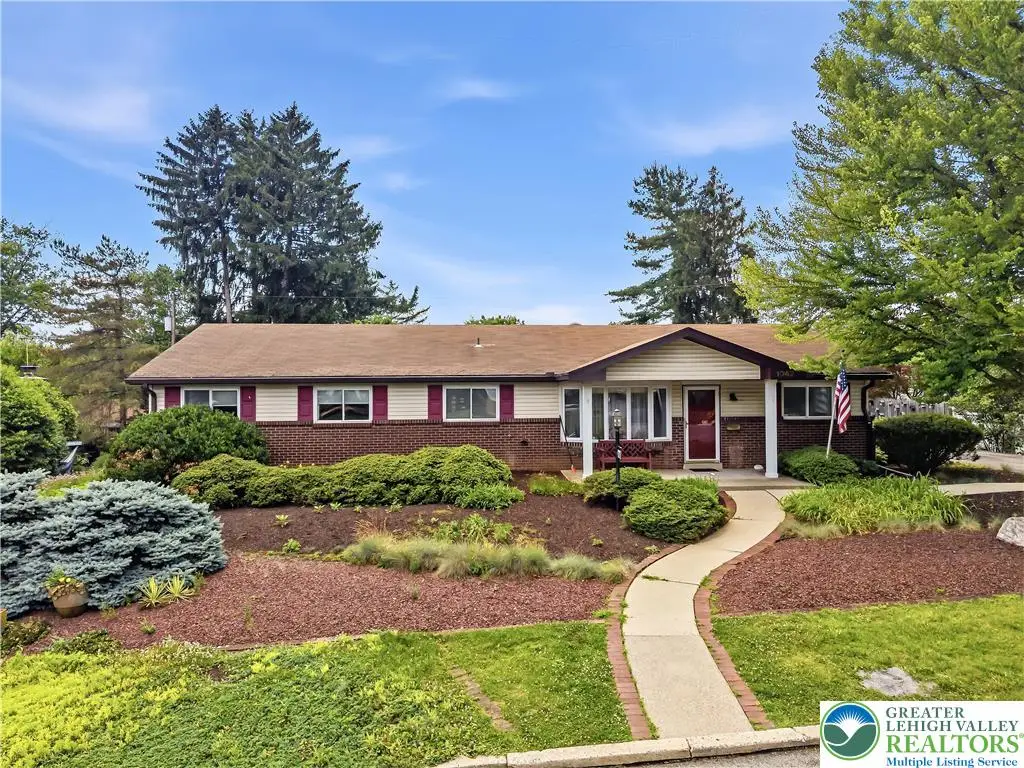 1042 N 38th Street, South Whitehall, PA 18104 - #1