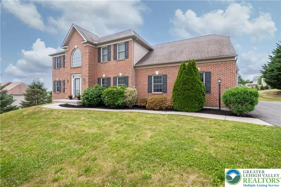 5520 Skyline Drive, North Whitehall, PA 18078 - #3