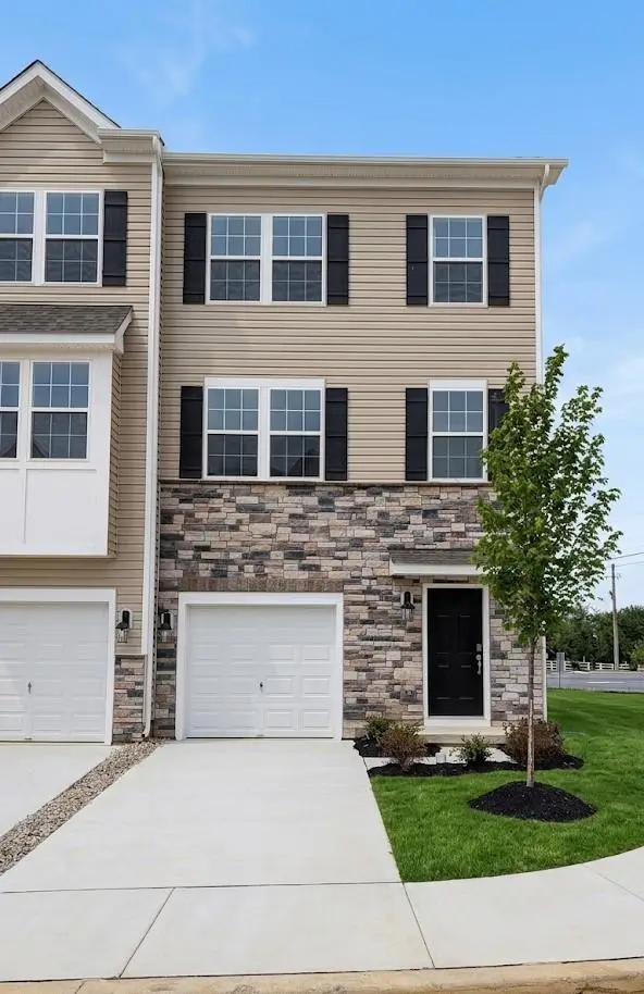 8301 Brodie Court, Upper Macungie Twp, PA 18031