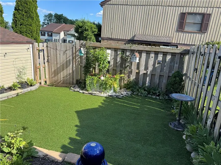 3412 Colonial Court, Allentown, PA 18104 - #2