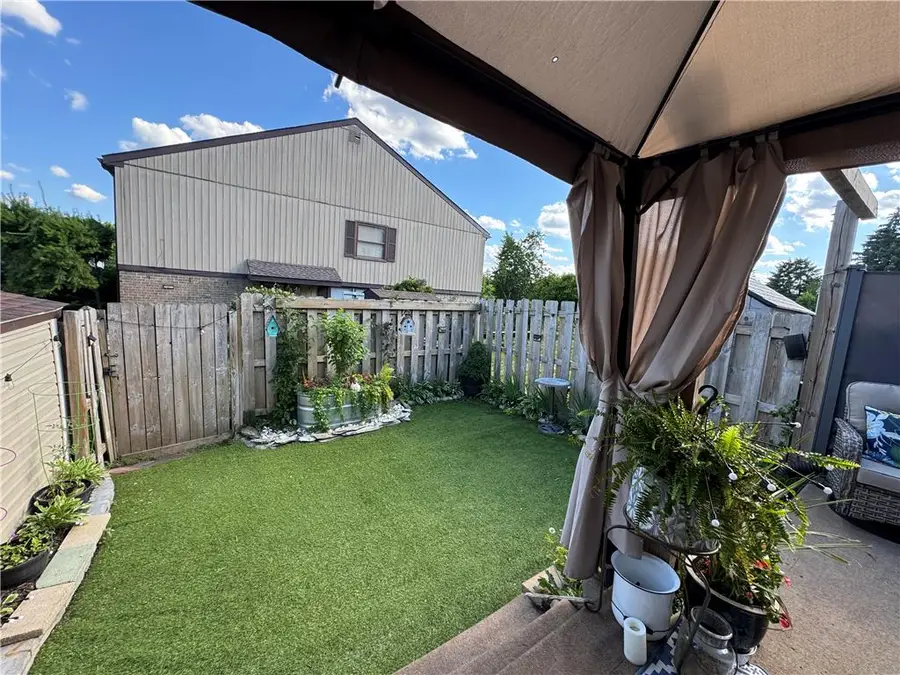 3412 Colonial Court, Allentown, PA 18104 - #3