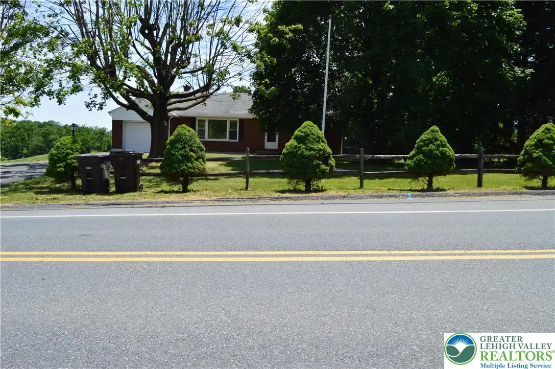 1819 Blue Barn Road, South Whitehall, PA 18069 - #1
