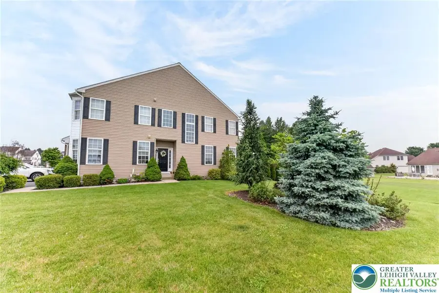 5440 Spring Ridge Drive W, Lower Macungie, PA 18062 - #2