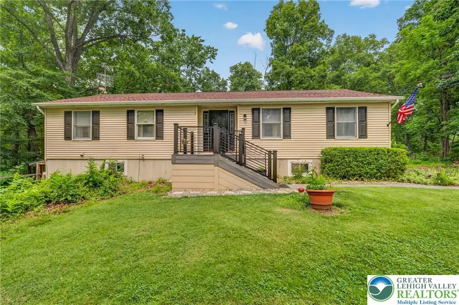 187 Kintner Hill Drive, Nockamixon, PA 18972 - #2